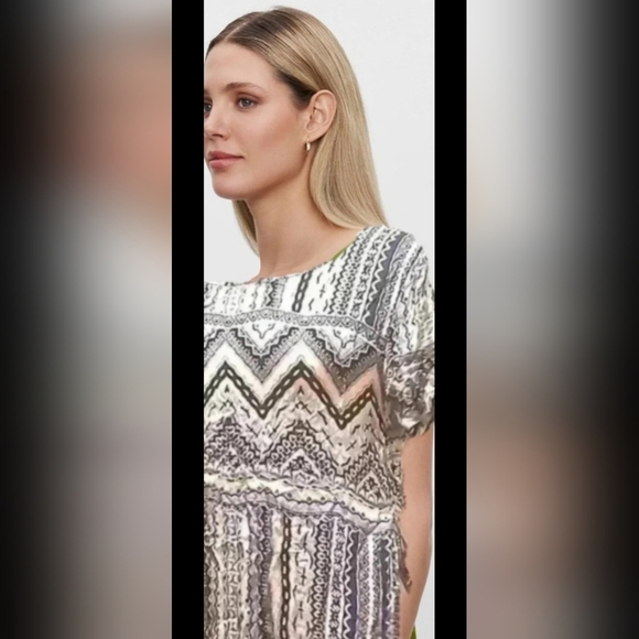 5/$25Olivaceous BLOUSE SLIDE SLITS Size medium FIRM$ - Picture 1 of 10